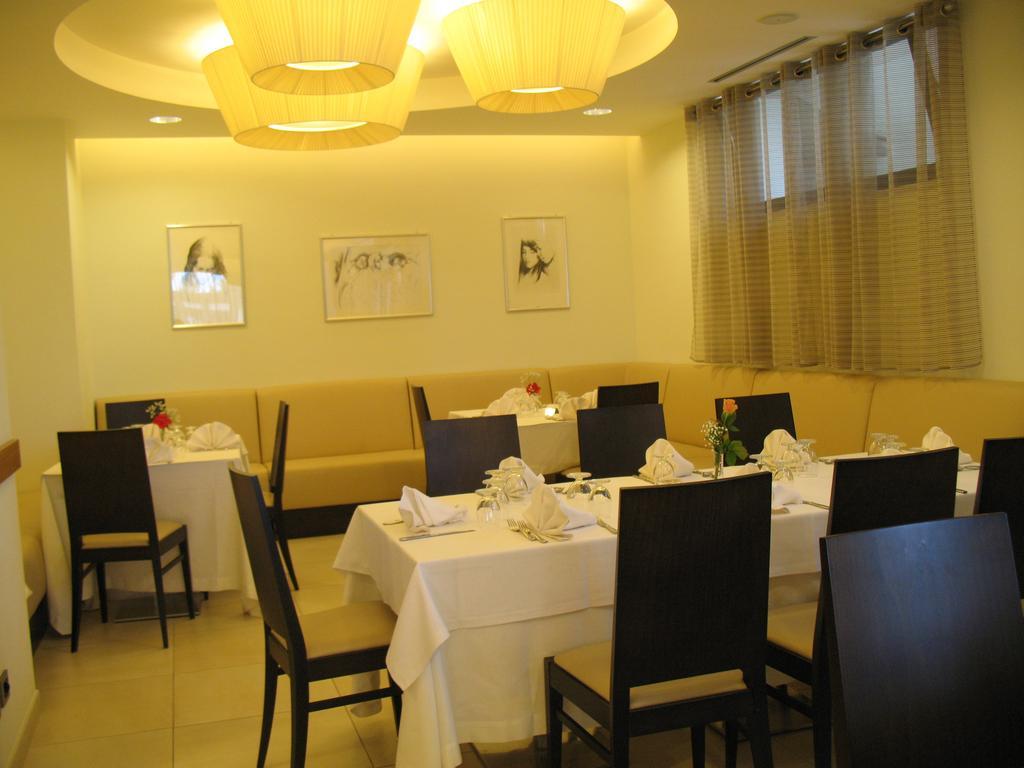 Hotel Vittoria サン・ジョバンニ・ロトンド エクステリア 写真